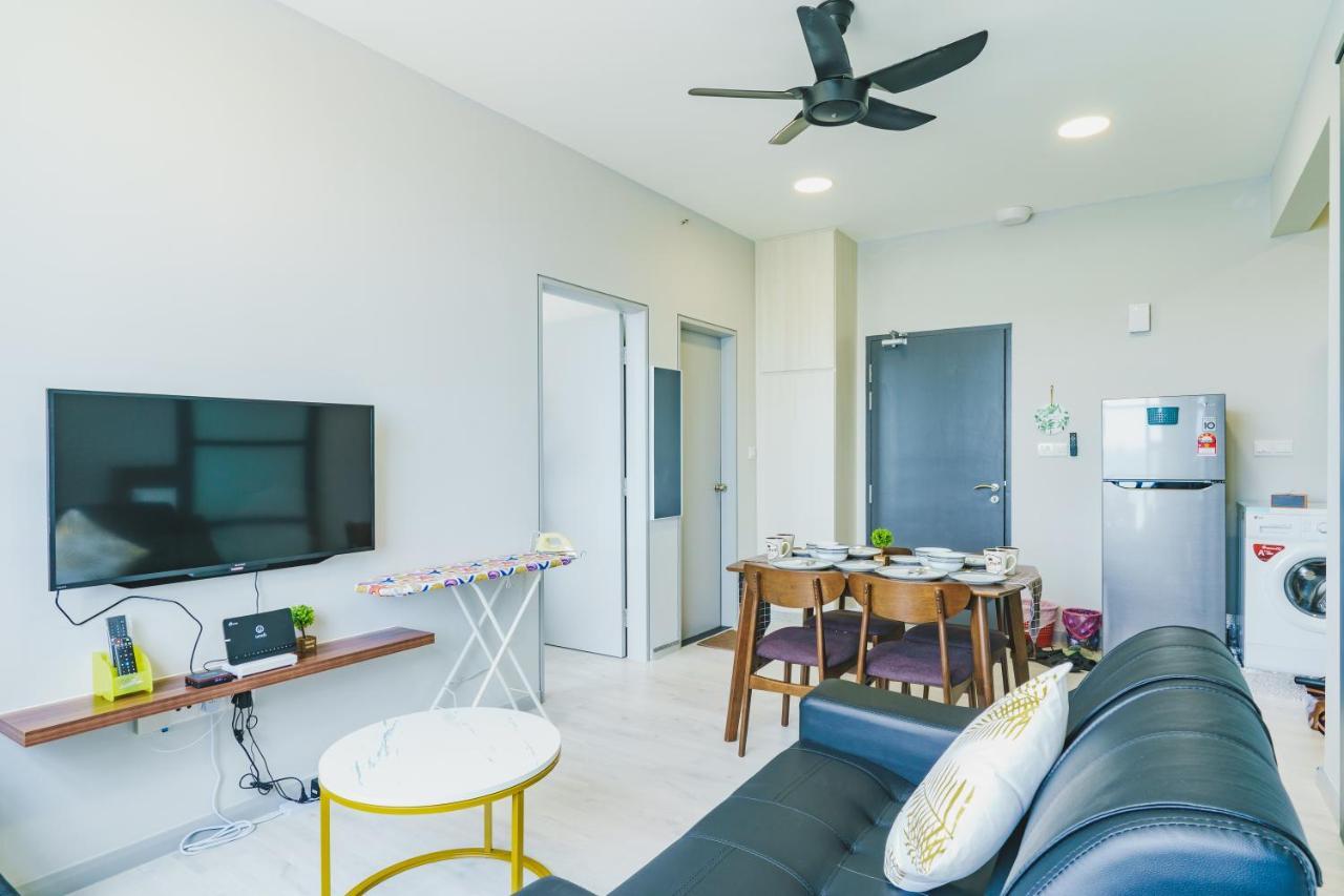 Full Seaview 2R1B Condo For 6Pax In Kota Kinabalu Exterior photo