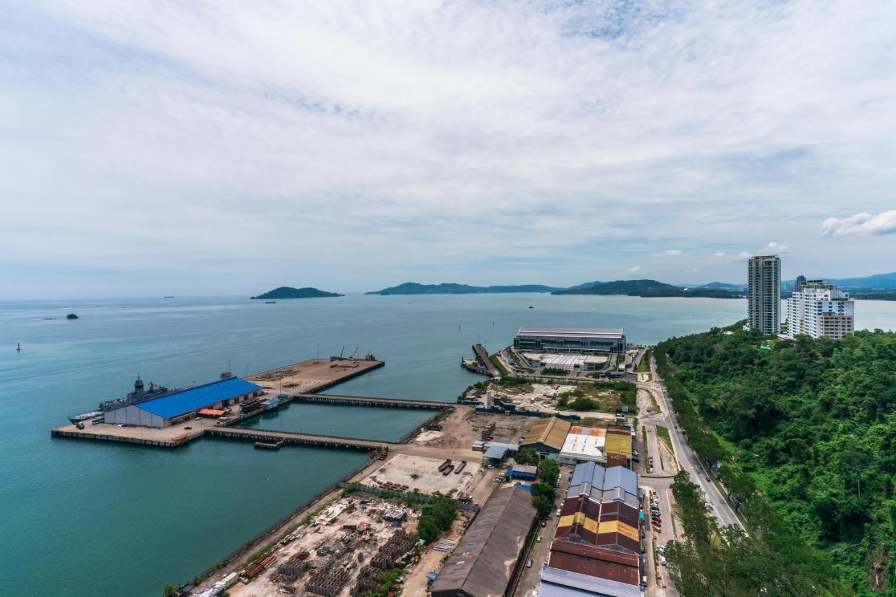 Full Seaview 2R1B Condo For 6Pax In Kota Kinabalu Exterior photo
